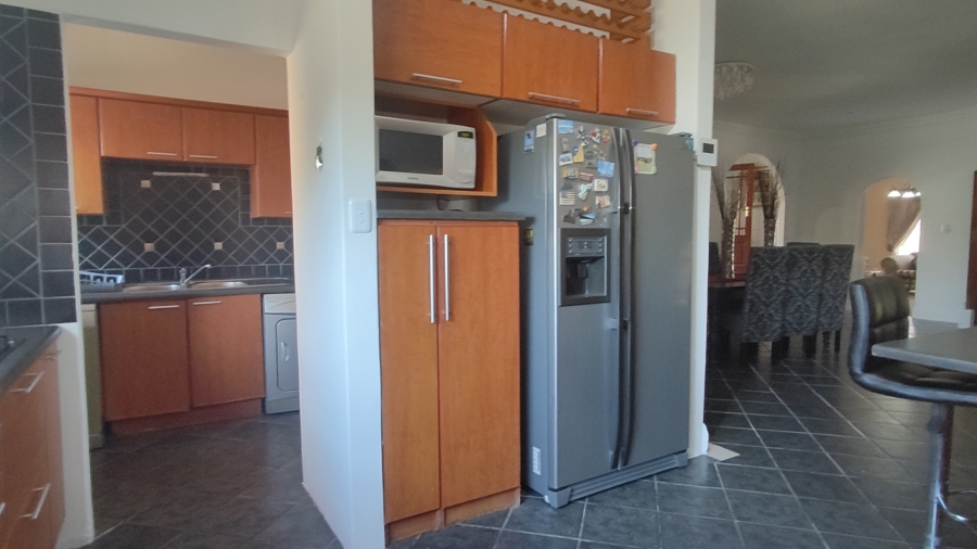 3 Bedroom Property for Sale in Kamma Heights Eastern Cape